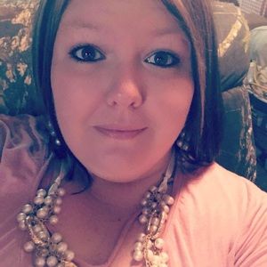 Meet your Posher, Whitney